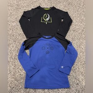 2 boys Champion athletic Long sleeve shirts size S (6/7)